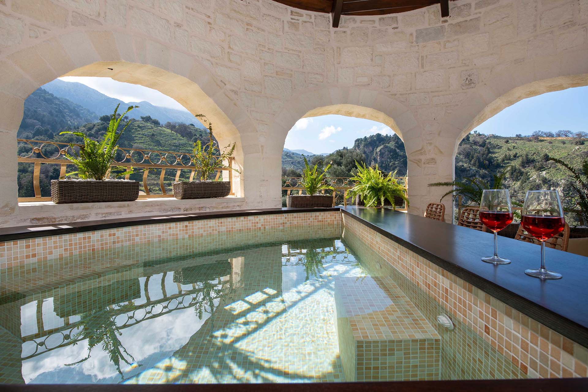 About Geroulios Villas